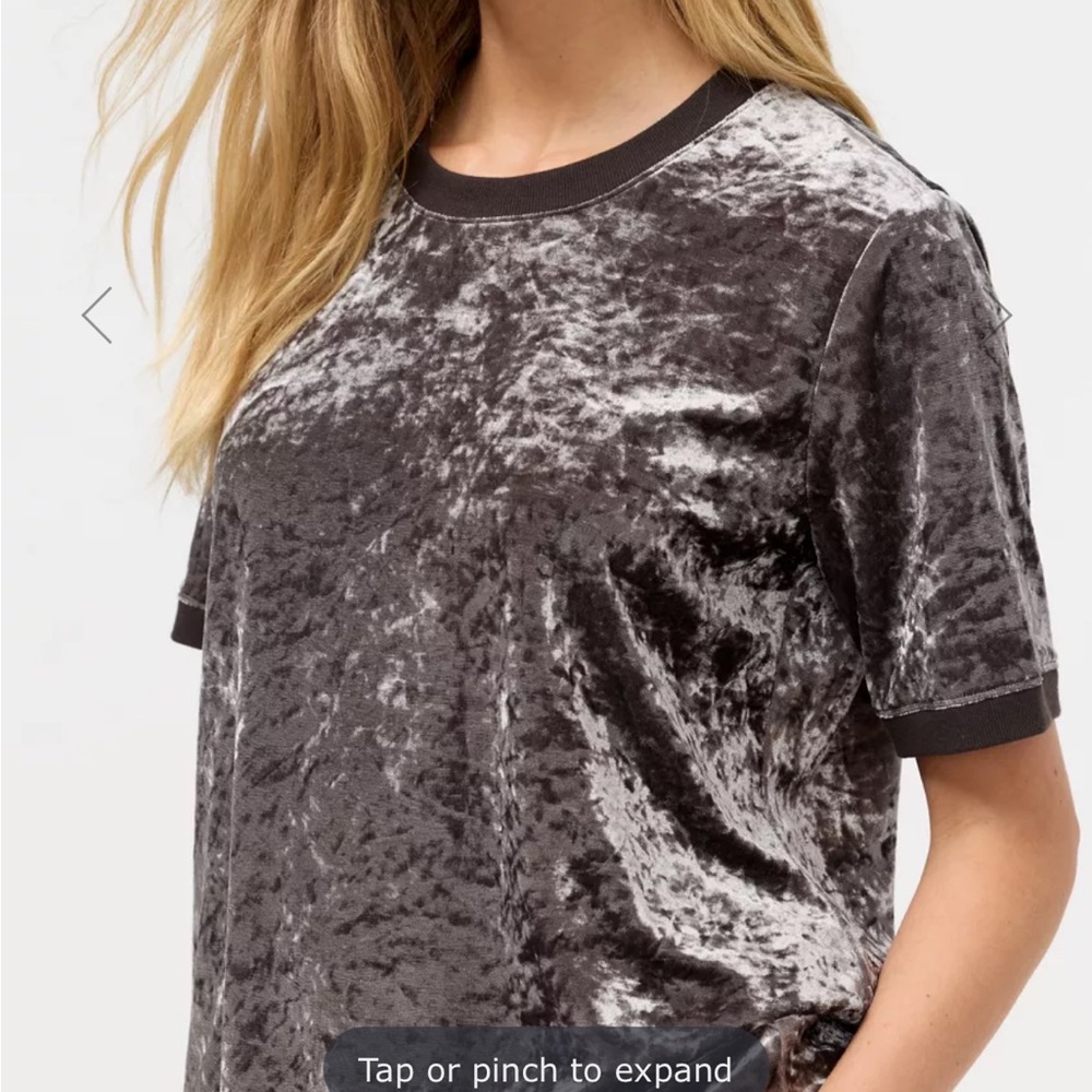 Calme by Johnny Was Elegant Velvet Short Sleeve Top - Black and Gray